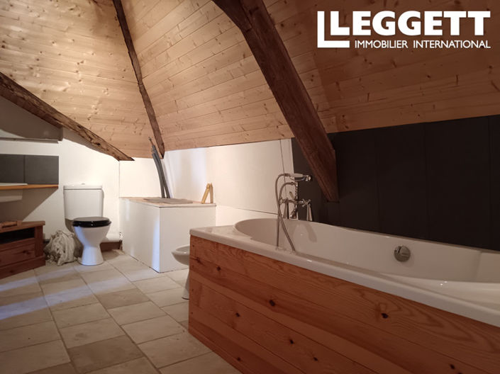 Image No.9-Maison de 5 chambres à vendre à Pleuville