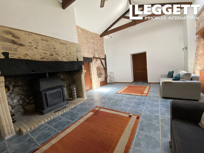 Image No.10-4 Bed House for sale