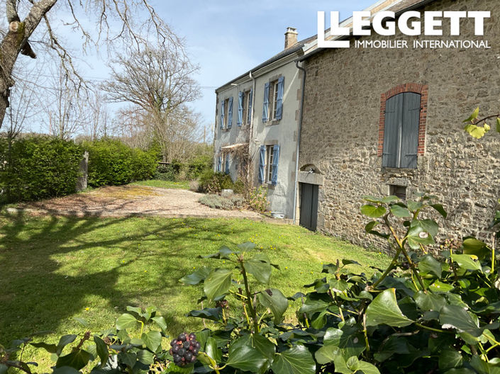 Image No.10-4 Bed House for sale