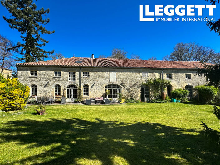 Image No.1-4 Bed House for sale