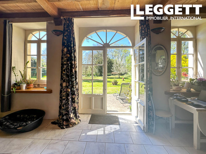 Image No.3-4 Bed House for sale