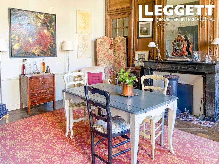 Image No.8-3 Bed House for sale