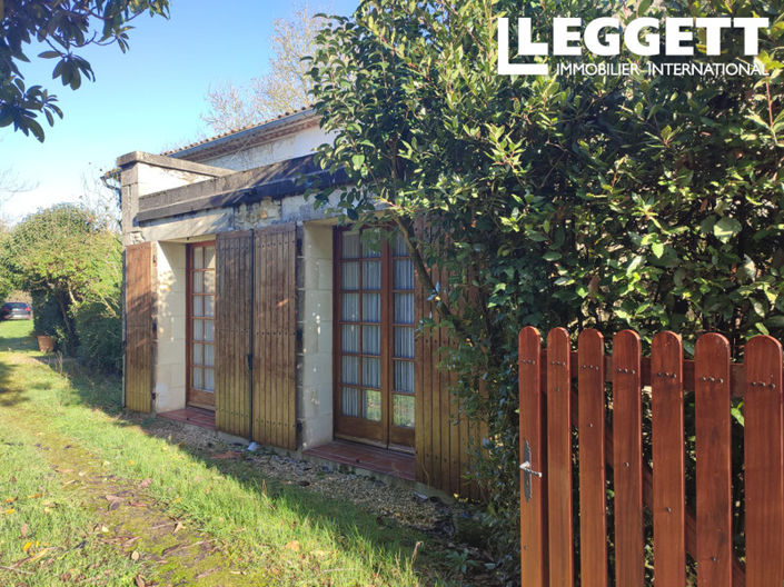 Image No.2-Maison de 2 chambres à vendre à Saint-Romain-de-Benet