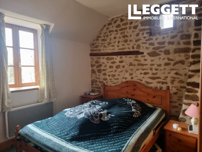 Image No.9-3 Bed House for sale