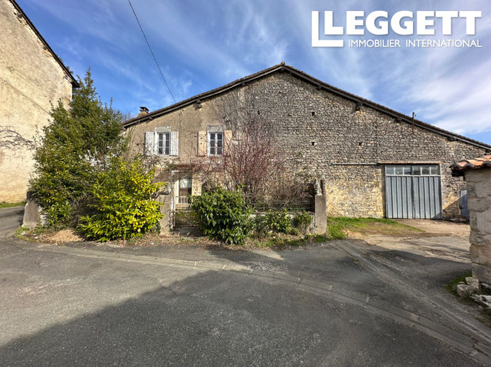 Image No.1-Maison de 2 chambres à vendre à Charente