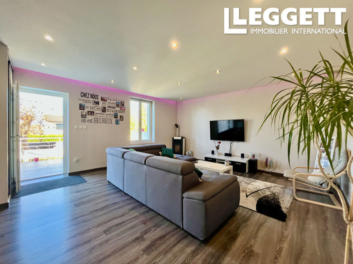 Image No.2-Maison de 4 chambres à vendre à Montrond-les-Bains