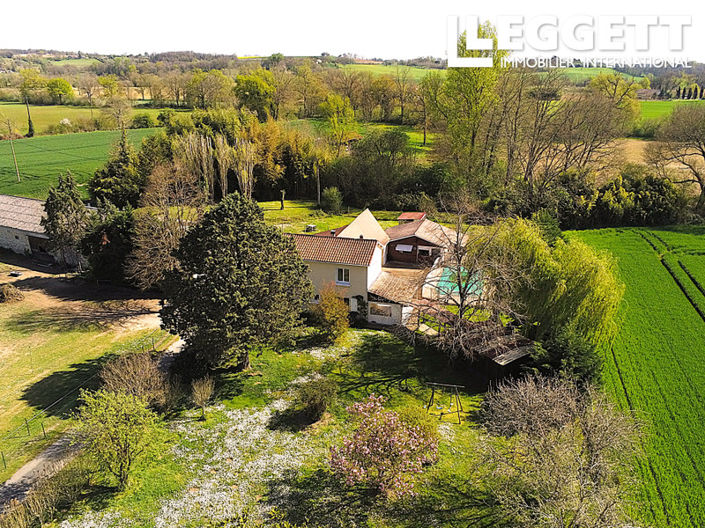 Image No.1-4 Bed House for sale