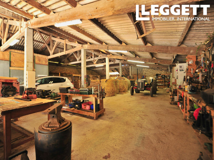 Image No.10-4 Bed House for sale