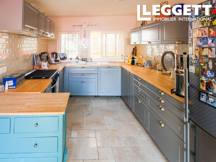 Image No.2-Maison de 4 chambres à vendre à Saint-Jean-d'Angély