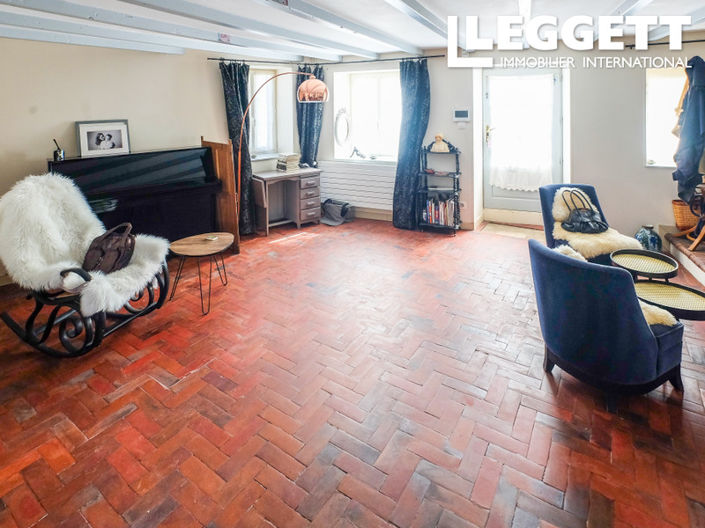 Image No.4-Maison de 4 chambres à vendre à Saint-Jean-d'Angély