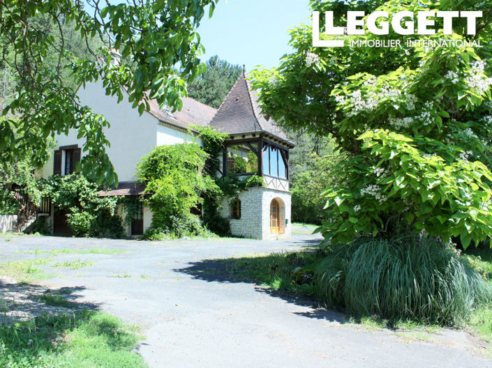 Image No.1-5 Bed House for sale