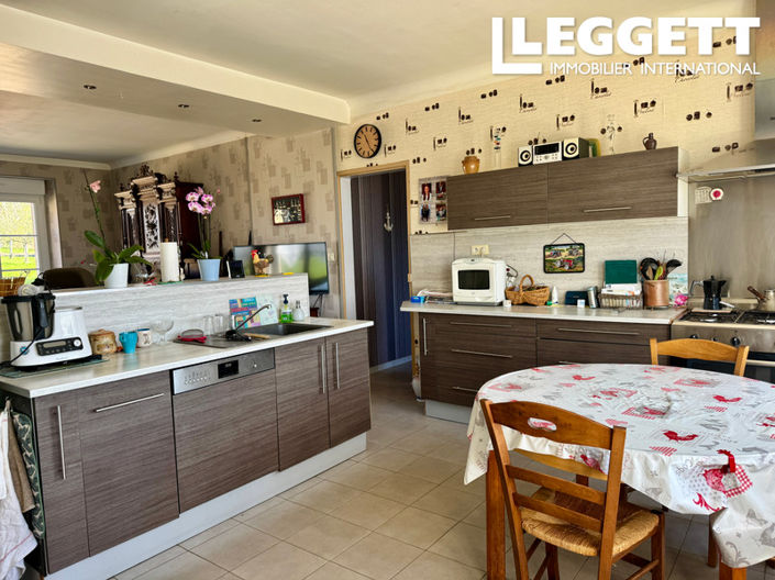 Image No.8-Maison de 2 chambres à vendre à Lignières-Orgères