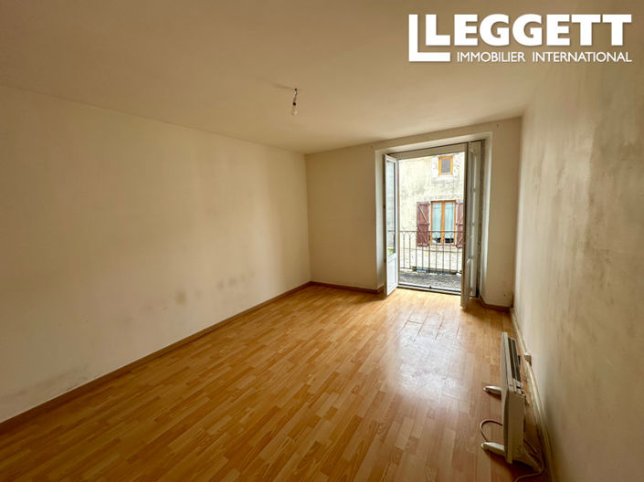 Image No.8-3 Bed House for sale