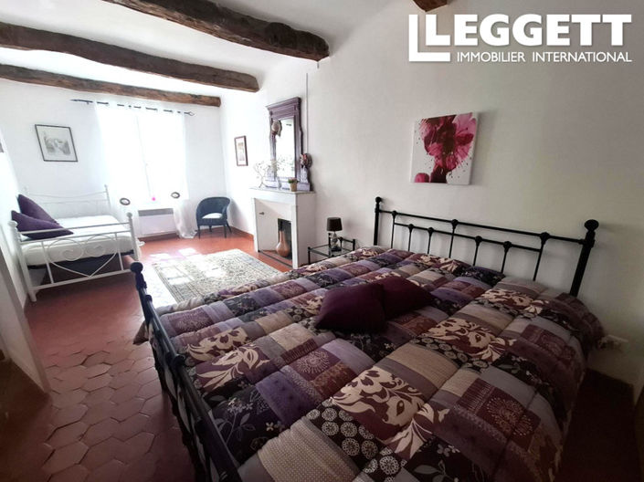 Image No.7-5 Bed House for sale