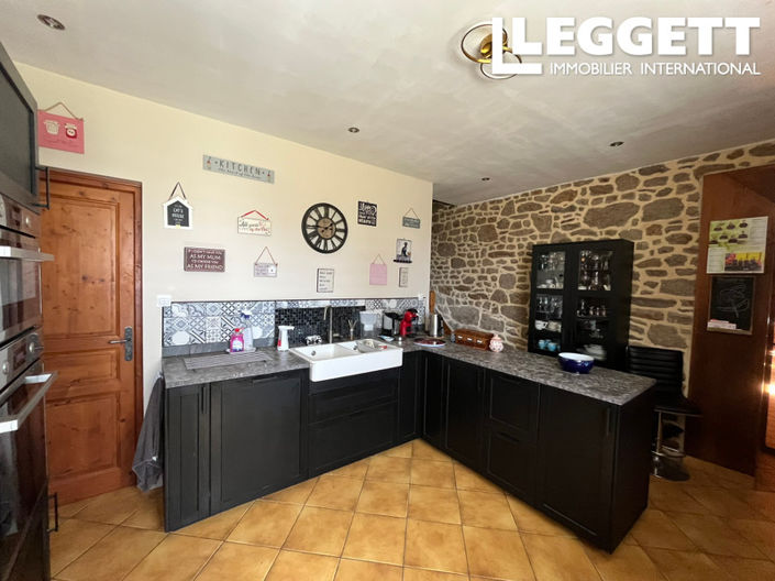 Image No.1-3 Bed House for sale