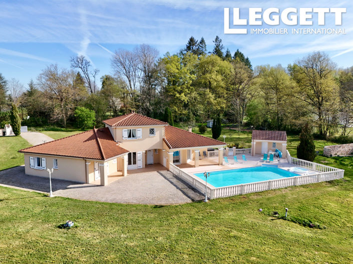 Image No.1-5 Bed House for sale