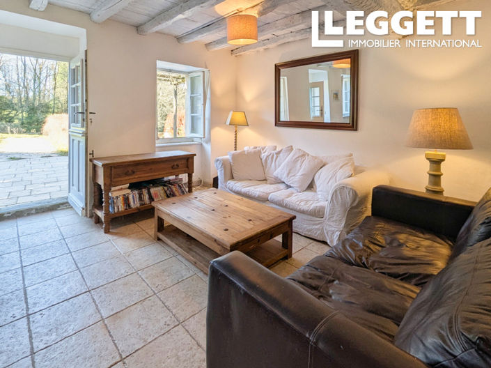 Image No.6-Maison de 4 chambres à vendre à Lacombe