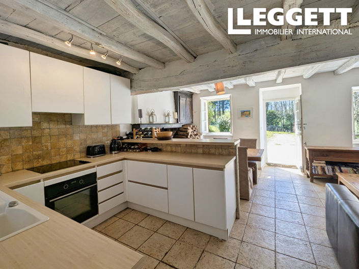 Image No.7-Maison de 4 chambres à vendre à Lacombe