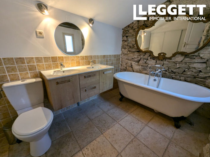 Image No.8-Maison de 4 chambres à vendre à Lacombe