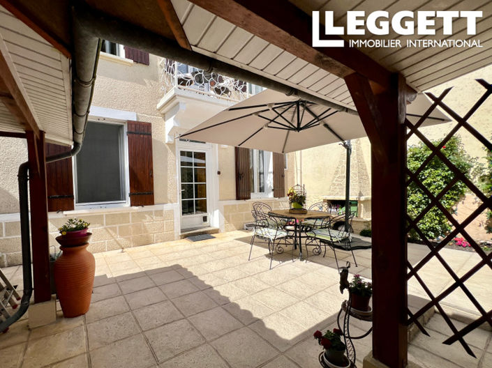 Image No.1-5 Bed House for sale