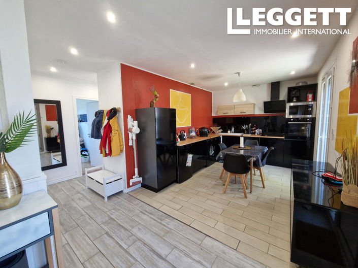 Image No.3-3 Bed House for sale