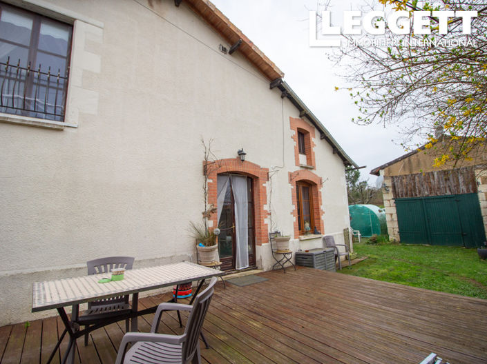 Image No.10-2 Bed House for sale