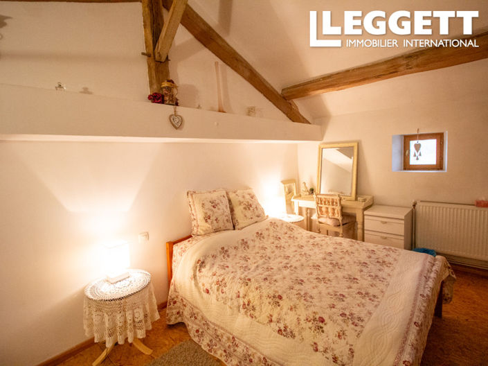 Image No.7-2 Bed House for sale