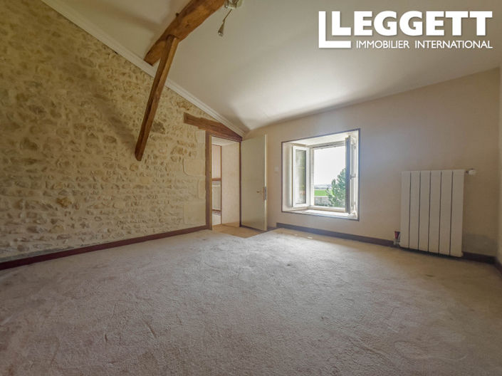 Image No.7-6 Bed Chateaux for sale