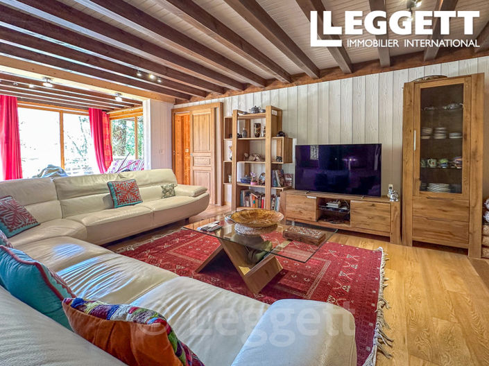 Image No.5-7 Bed House for sale