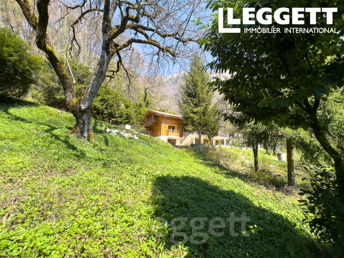 Image No.7-7 Bed House for sale