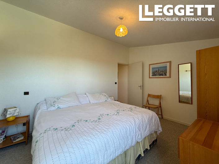 Image No.7-3 Bed House for sale