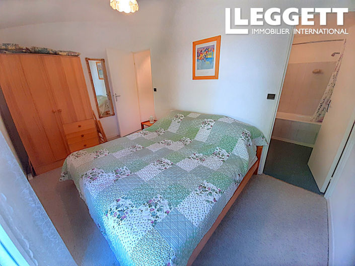 Image No.9-3 Bed House for sale