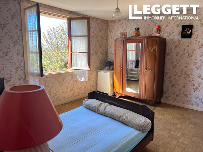 Image No.4-4 Bed House for sale