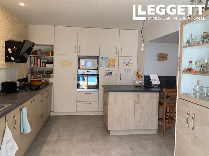 Image No.5-4 Bed House for sale