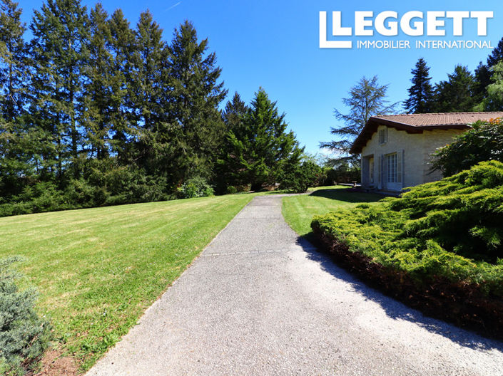 Image No.6-5 Bed House for sale