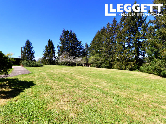 Image No.9-5 Bed House for sale