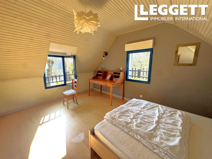 Image No.10-5 Bed House for sale