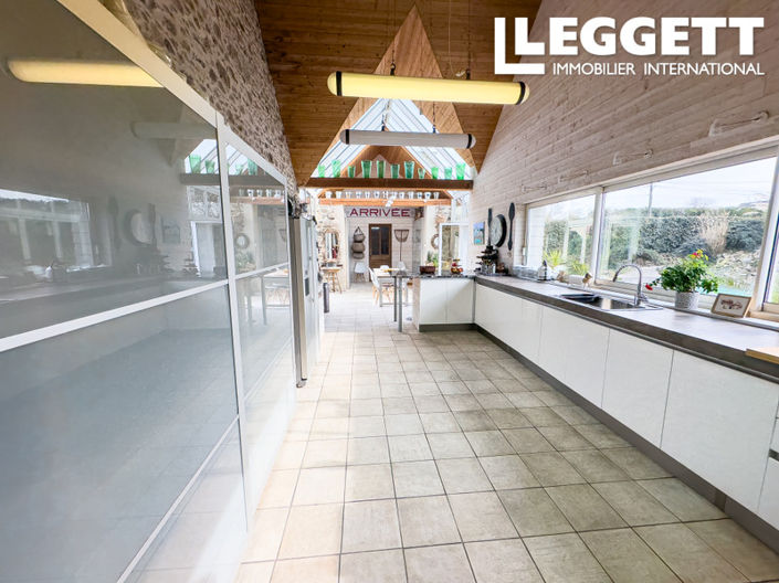 Image No.10-4 Bed House for sale