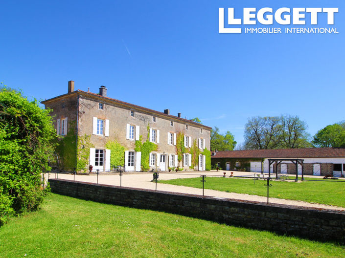 Image No.2-Maison de 7 chambres à vendre à Saint-Fraigne