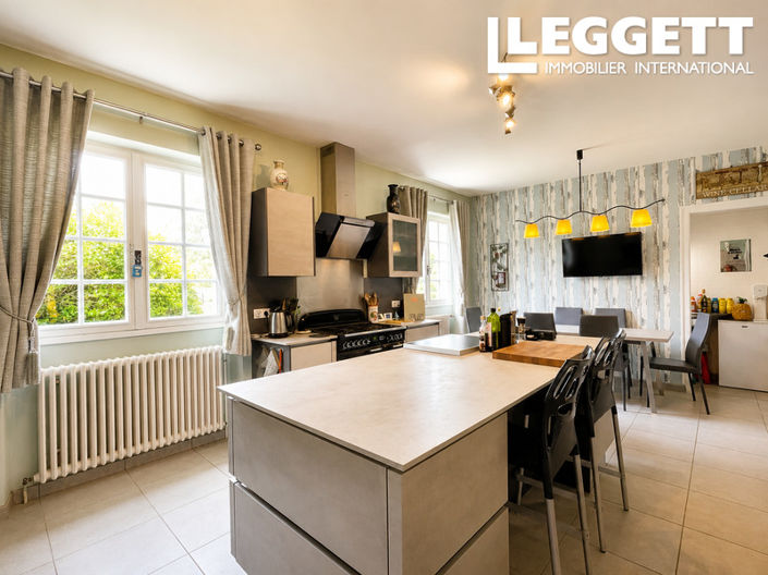 Image No.3-5 Bed House for sale