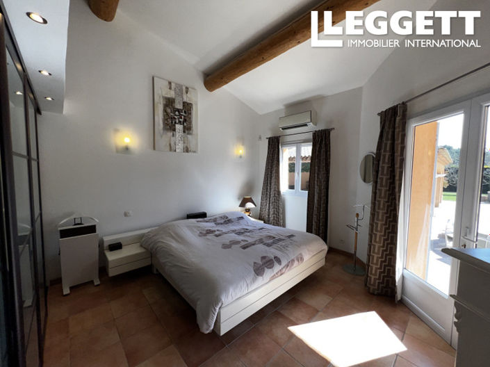 Image No.8-Maison de 6 chambres à vendre à Cotignac