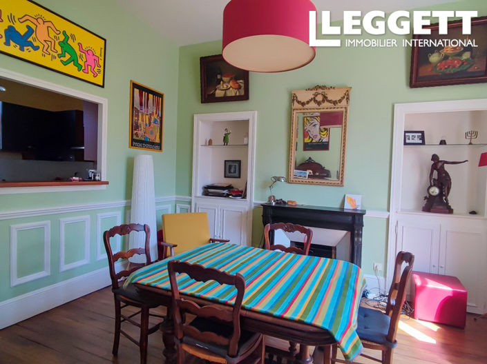 Image No.3-8 Bed House for sale