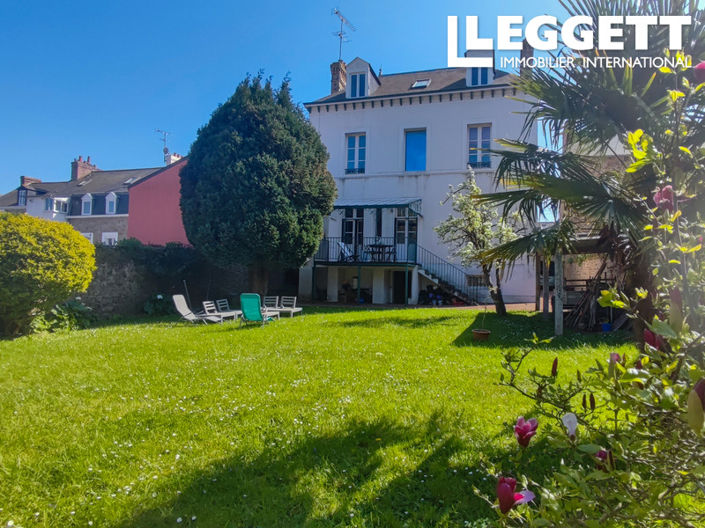 Image No.9-8 Bed House for sale