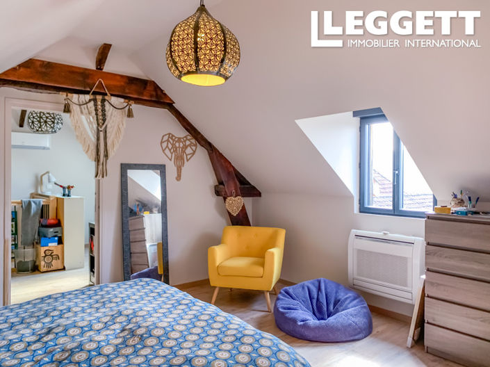 Image No.6-4 Bed House for sale