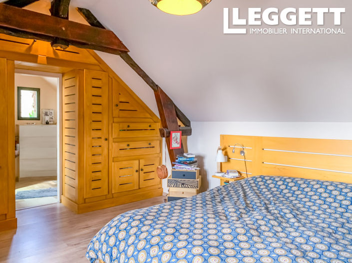 Image No.7-4 Bed House for sale