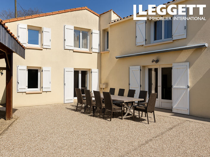 Image No.4-5 Bed House for sale