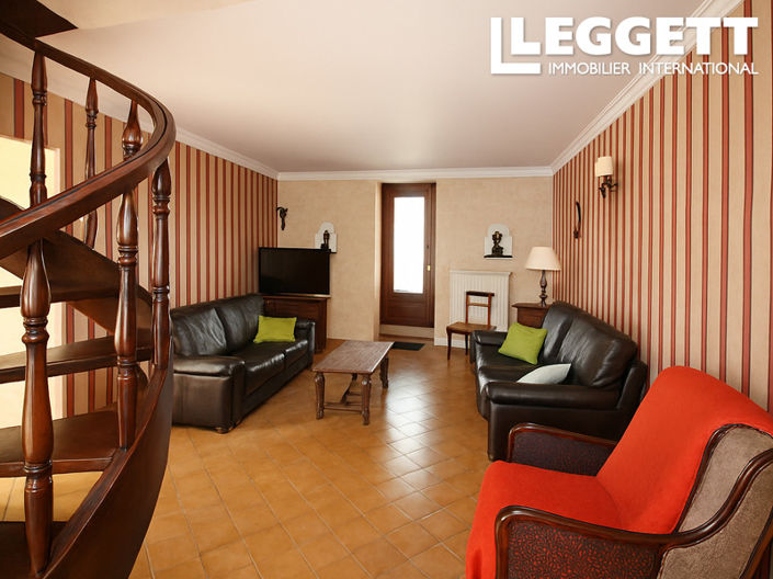 Image No.5-5 Bed House for sale