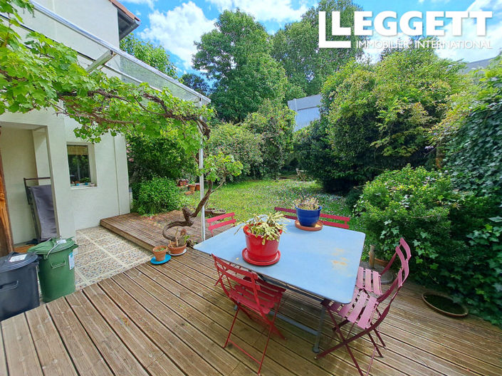 Image No.1-5 Bed House for sale