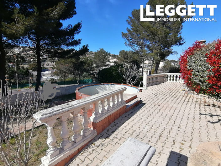 Image No.3-4 Bed House for sale