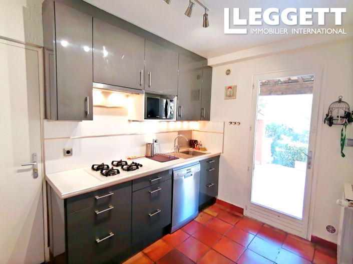 Image No.8-4 Bed House for sale